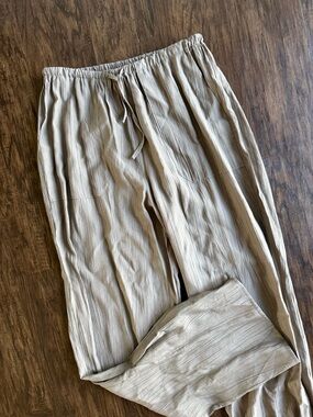 Love Poem Women's Relaxed Drawstring Pants in Beige size Medium Tall